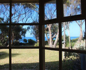 Anchlia Waterfront Cottages - Tourism Guide 3