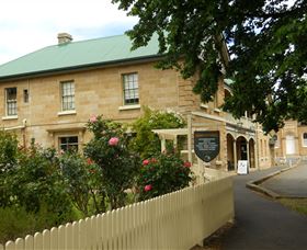 Ross Hotel - Tourism Guide 0