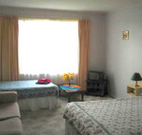 Central Court Motel
