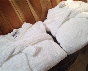 Ellie's Cottage Collection - Ellie's Spa Cottage - Tourism Guide 2