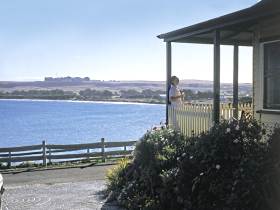 Abbey's On The Terrace - Travel Agents 0
