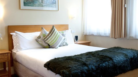 Hotel Claremont Guest House - Tourism Guide 1