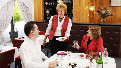 Captains Lodge International - Tourism Guide 4