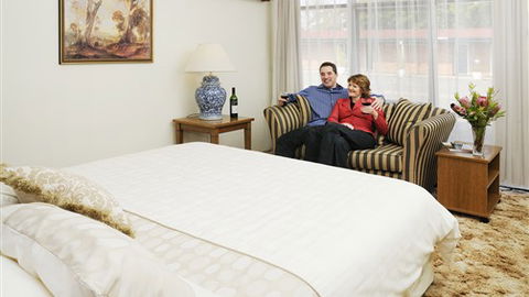 Captains Lodge International - Tourism Guide 5