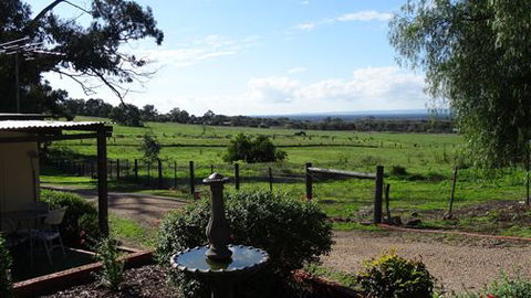 Glenrowan Tourist Park - Tourism Guide 7