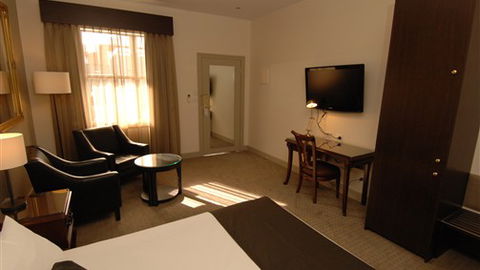 Quality Inn Heritage On Lydiard - Tourism Guide 3
