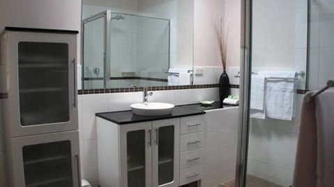 Apartments On Delany - Tourism Guide 1