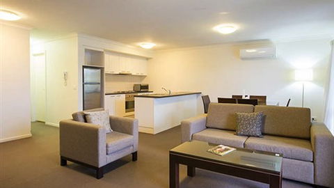 Quest Sale Serviced Apartments - Tourism Guide 4