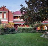 Alzburg Resort Mansfield - Tourism Guide