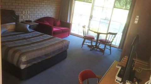 John Bright Motor Inn - Tourism Guide 2