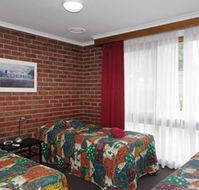 Kardinia Park Motel - Tourism Guide