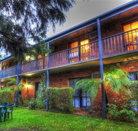 Armour Motor Inn - Travel Search
