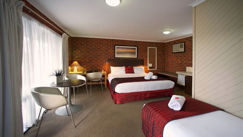 Admiral Motor Inn - Tourism Guide 2