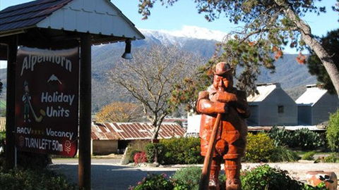 Alpenhorn Holiday Units - Tourism Guide 0
