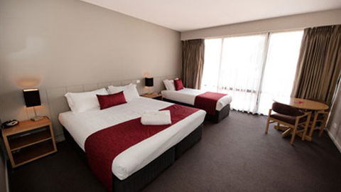 ClubMulwala Resort - Tourism Guide 5