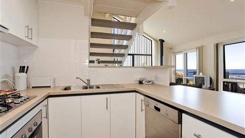 A Great Ocean Road Resort Whitecrest - Tourism Guide 2