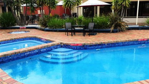Mercure Hotel Geelong - Tourism Guide 1