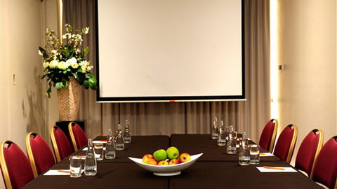 Mercure Hotel Geelong - Tourism Guide 2