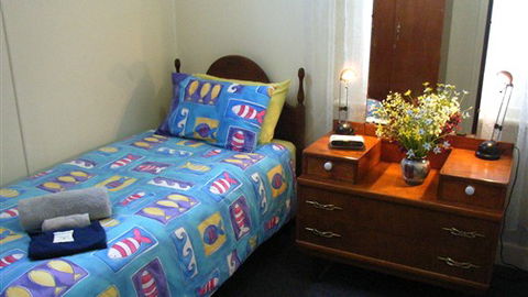 Carisbrook Cottage Queenscliff - Tourism Guide 1