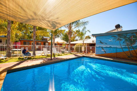 Alice Lodge Backpackers - Tourism Guide 8