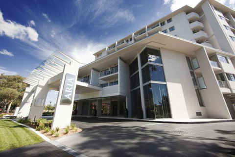 Aria Hotel Canberra - Tourism Guide 1