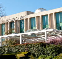 Rydges Capital Hill - Tourism Guide