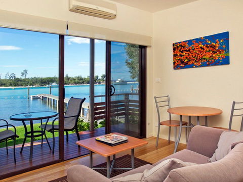 Anglesea Lodge - Tourism Guide 0