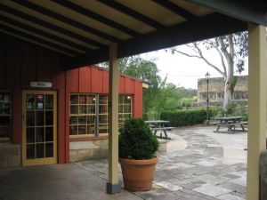 Surveyor General Inn - Travel Agents 0