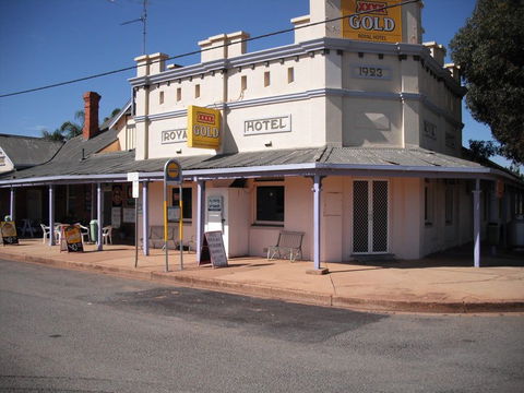 Royal Hotel Grong Grong - Tourism Guide 0