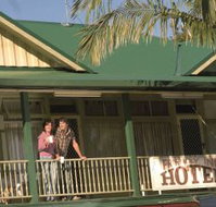 The Eltham Hotel 