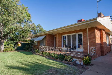 Manera Heights Apartments - Travel Agents 8