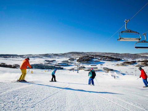 The Coachman Ski Lodge - Tourism Guide 1