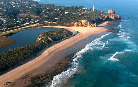 Aireys Overboard Seaside Cottage - Tourism Guide 9
