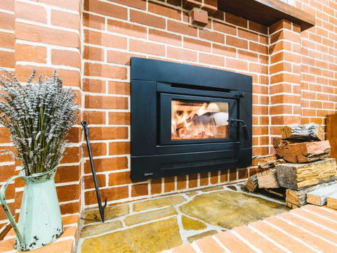 Alpine Edge Accommodation - Tourism Guide 7