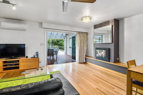 Limestone Coast Apartments - Travel Agents 1