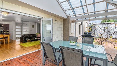 Limestone Coast Apartments - Travel Agents 10