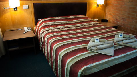 Angaston Vineyards Motel - Travel Agents 0