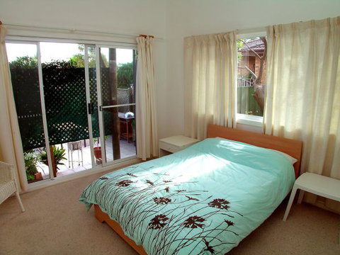 Shoal Bay Riggers - Travel Agents 6