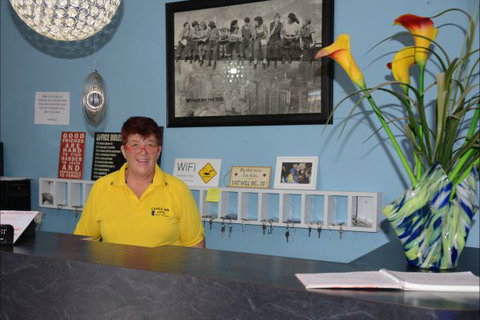 Cameo Inn Motel - Tourism Guide 0