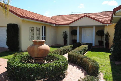 Casa Pizzini Bed And Breakfast - Tourism Guide 0