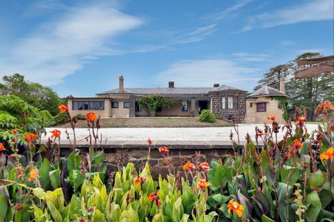 Eurambeen Historic Homestead And Gardens - Tourism Guide 0