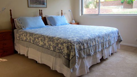 Jacaranda Bed And Breakfast - Tourism Guide 2