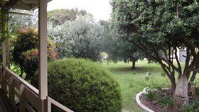 Yates Cottage - Travel Agents 4