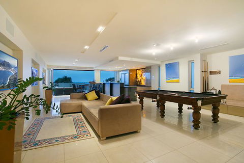 Oceans 74 - An Elite Holiday Home - Tourism Guide 33