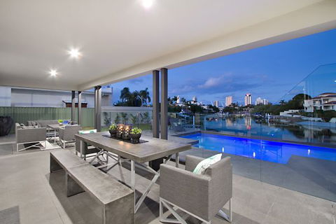 Oceans 74 - An Elite Holiday Home - Tourism Guide 20