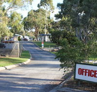 Woodcroft Park - Tourism Guide