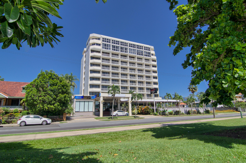 Acacia Court Hotel - Travel Agents 10