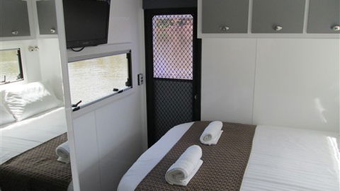 Moama On Murray Houseboats - Tourism Guide 3