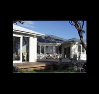 HolidayMakers - Tourism Guide