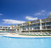 Wyndham Resort Torquay - Tourism Guide